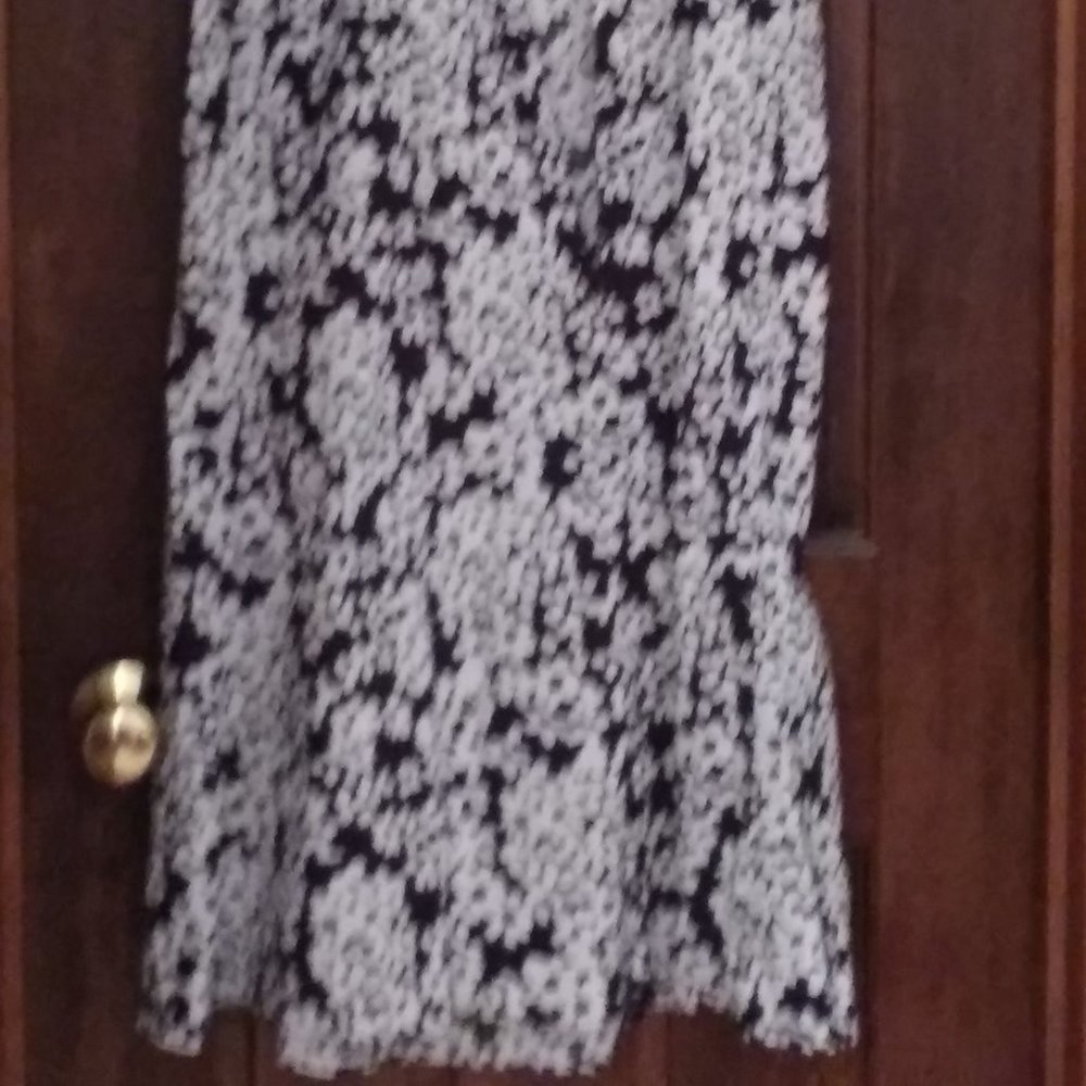 SUNDRESS - Picture 4 of 4